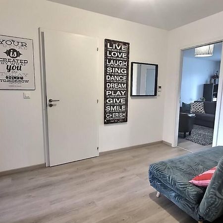 Superbe Appartement Avec 2 Balcons - Vue Sur La Cathedrale Environ 15 Min En Tram สตราสบูร์ก ภายนอก รูปภาพ